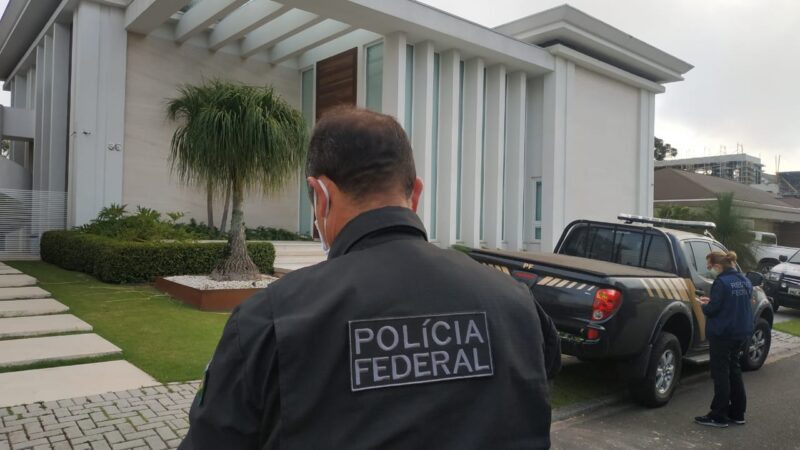 PF deflagra operação contra lavagem de dinheiro do tráfico internacional de drogas no Paraná