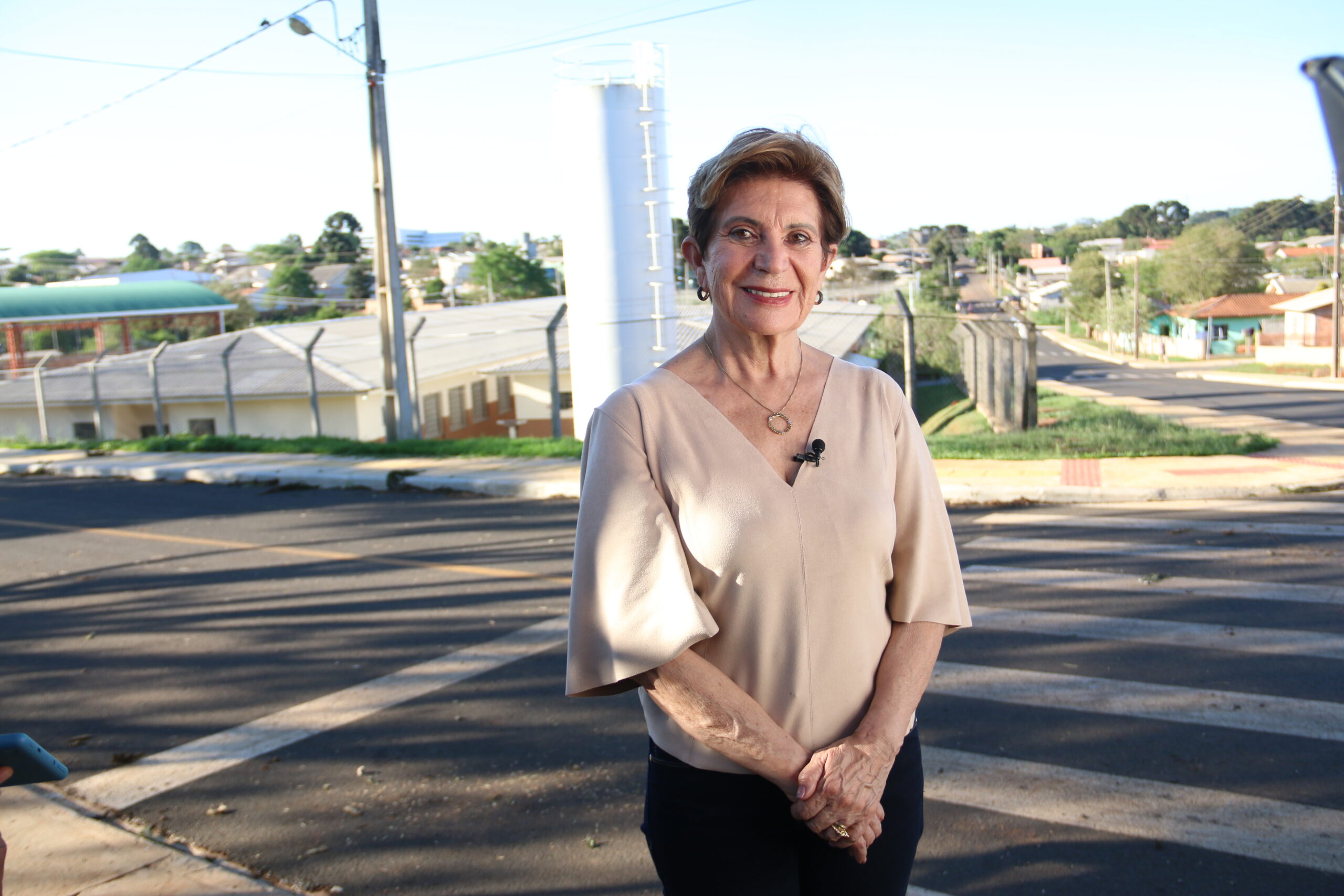 Elizabeth Schmidt  vence Mabel Canto e faz história em Ponta Grossa