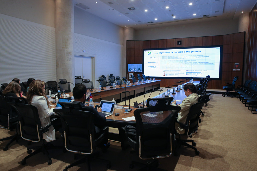 OCDE apresenta resultados preliminares da missão no Paraná