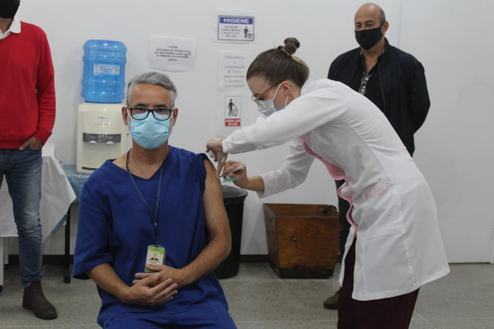 Iniciada a campanha de vacinação contra a Covid-19 em Palmeira