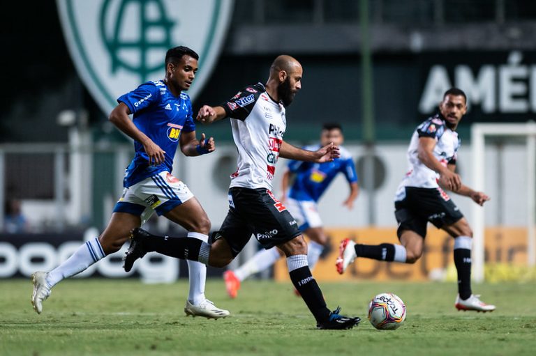 Operário sofre derrota para o Cruzeiro