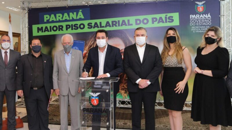 Ratinho Junior ratifica novo salário mínimo regional do Paraná, o maior do País