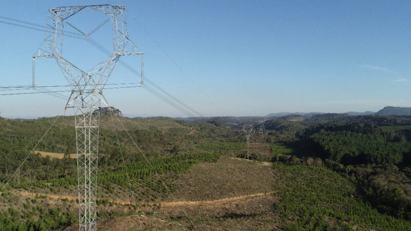 Copel conclui nova linha de energia que conecta Paraná e Santa Catarina