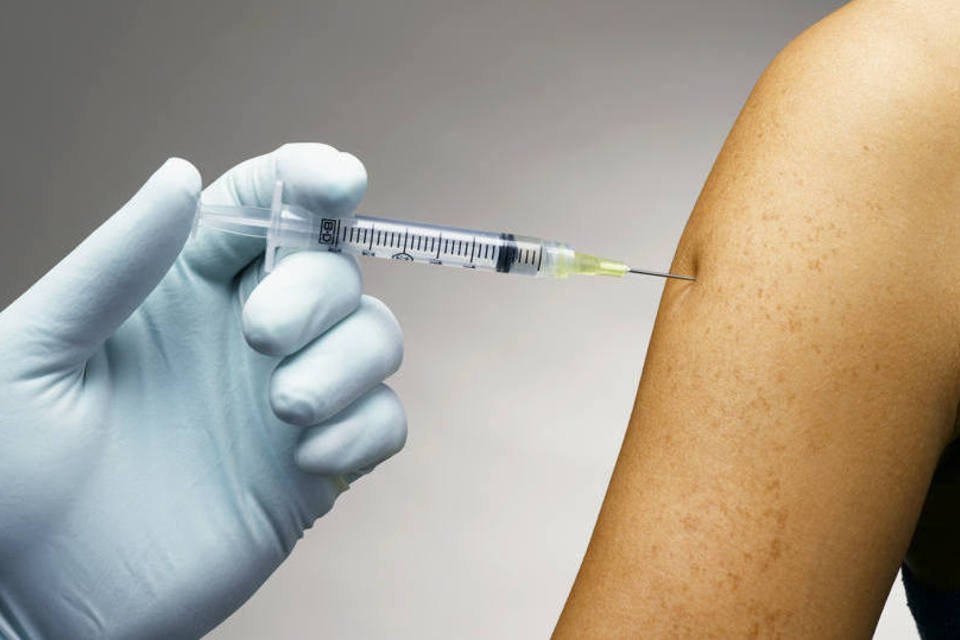 Saúde de Castro alerta para importância da vacina contra vírus da gripe