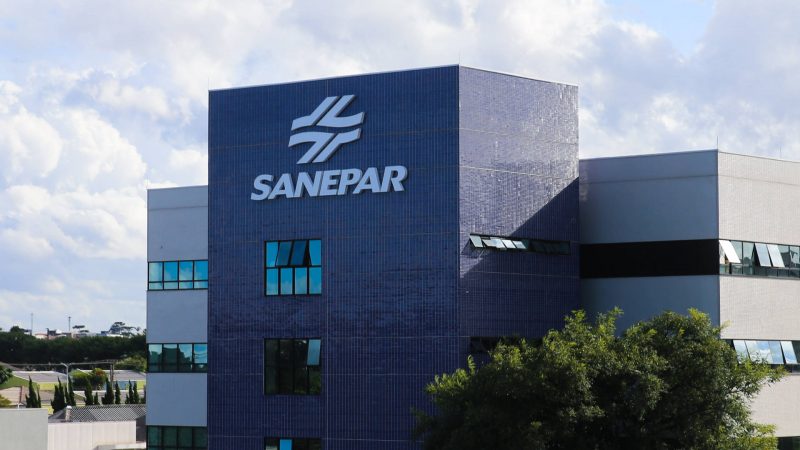 Sanepar comemora 61 anos com a marca da inovação
