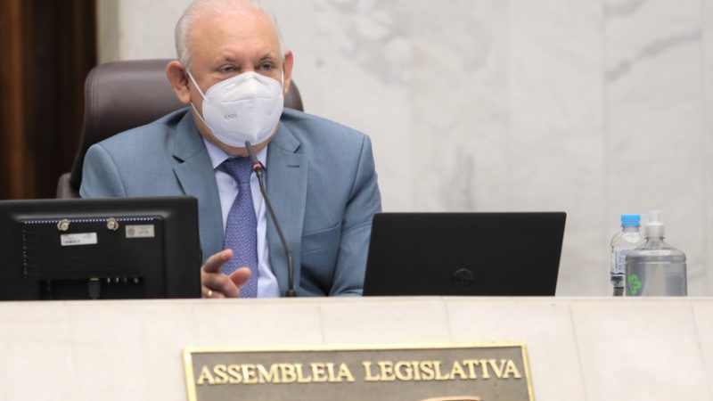 Presidente Traiano abre prazo para composição da Comissão Especial que vai fiscalizar vacinação no Paraná