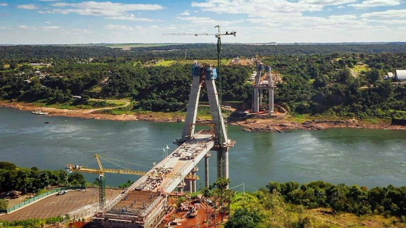 Obra da segunda ponte entre Brasil e Paraguai atinge 57% de execução