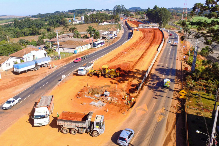 Governo investe meio bilhão de reais nas rodovias do Paraná no primeiro semestre de 2021
