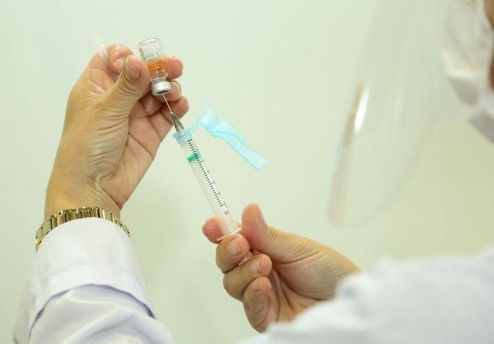 90 vacinados contra a Covid-19 em Carambeí deverão ser monitorados