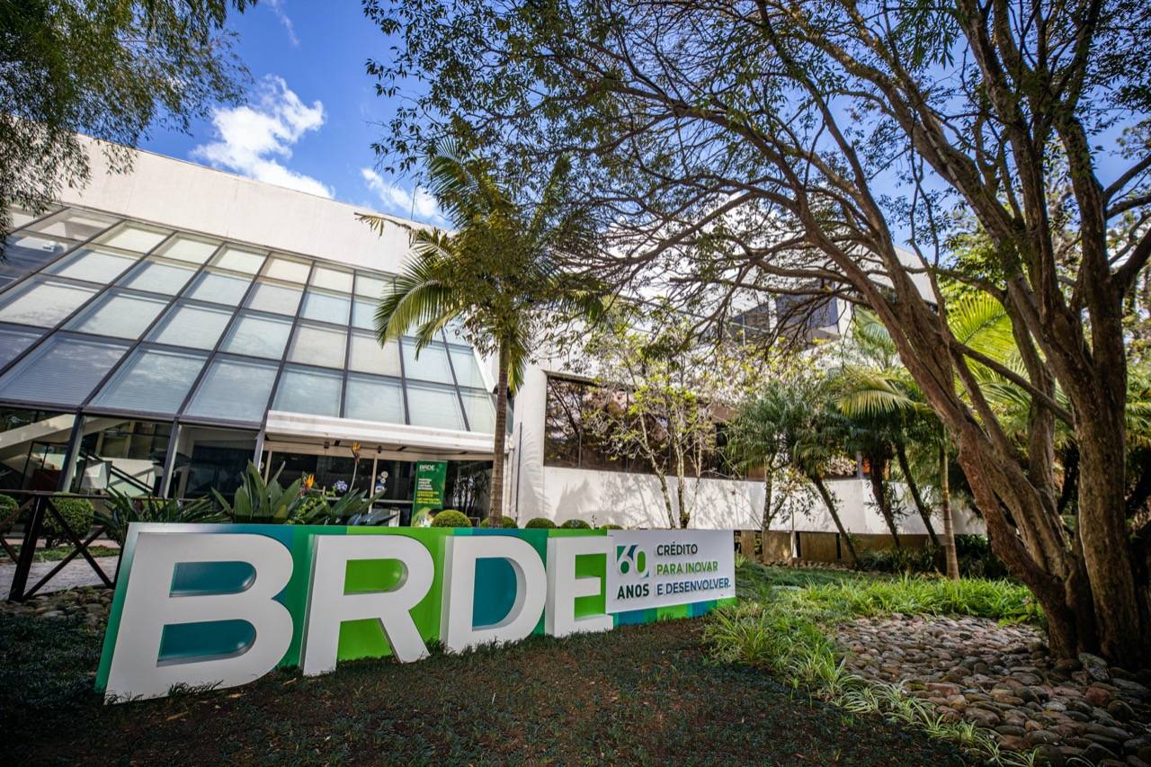 Em seis meses, BRDE aprovou R$ 16,8 milhões em crédito para empreendedoras no Paraná