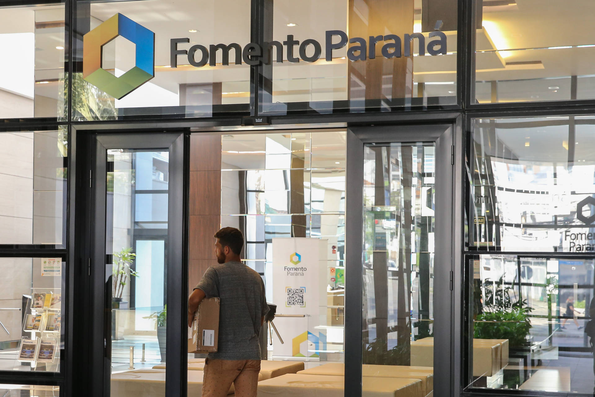 Fomento Paraná comemora 22 anos com R$ 5 bilhões em crédito liberado