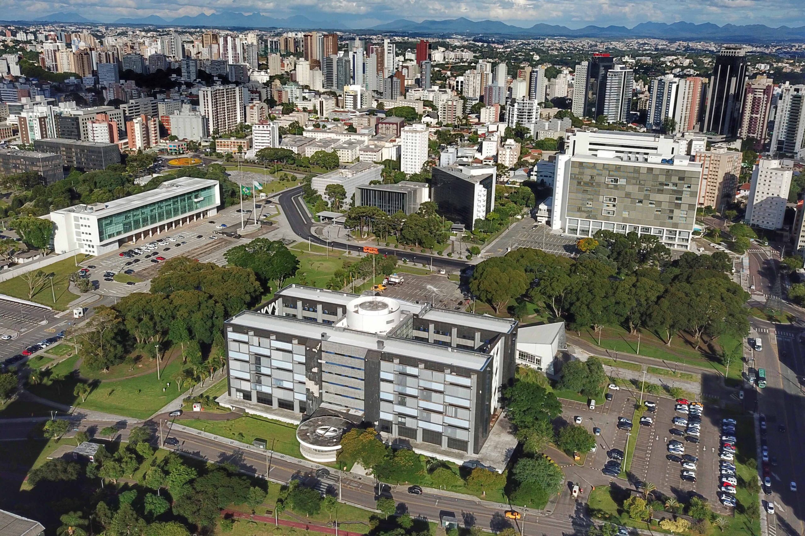 Administração priorizou eficiência na gestão para retomada da economia em 2021 no Paraná