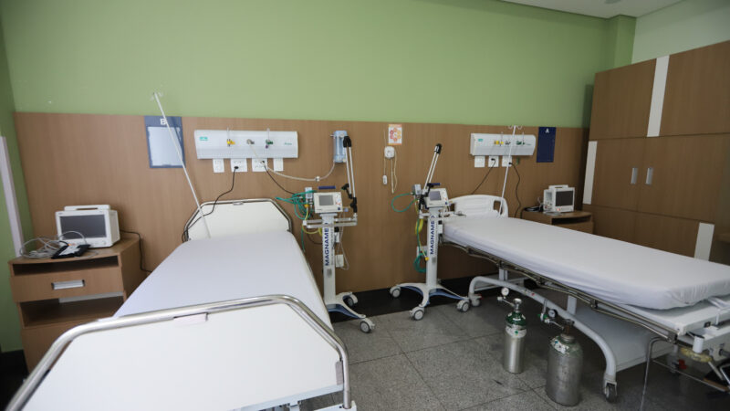 Saúde reativa quase 500 leitos para pacientes com Covid-19 e H3N2 no Paraná