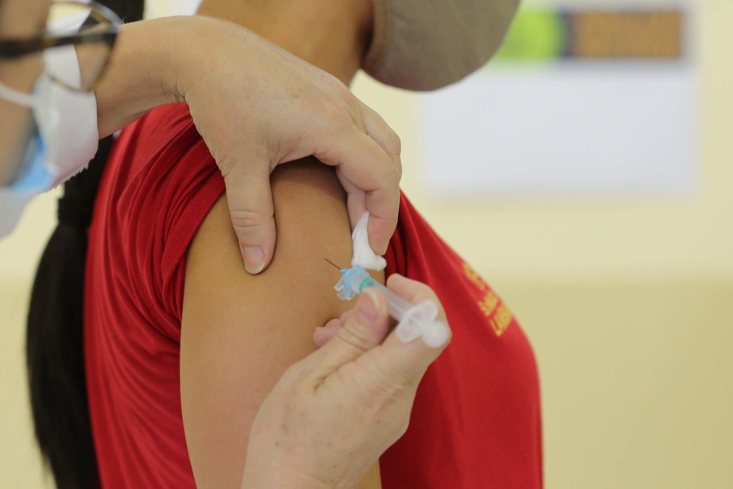 Saúde esclarece: Pode tomar vacina tendo sintomas gripais?