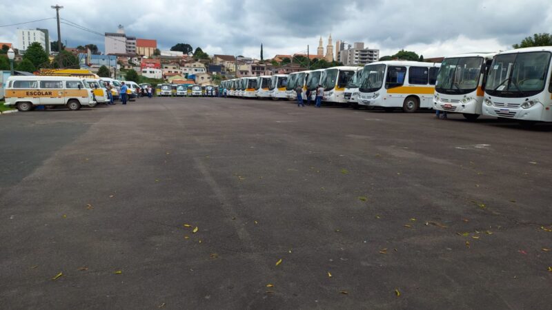 Veículos do transporte escolar da rede pública de Castro recebem vistorias