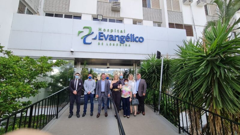 Deputada Aline Sleutjes entrega equipamento no valor de R$ 3,5 milhões ao Hospital Evangélico de Londrina
