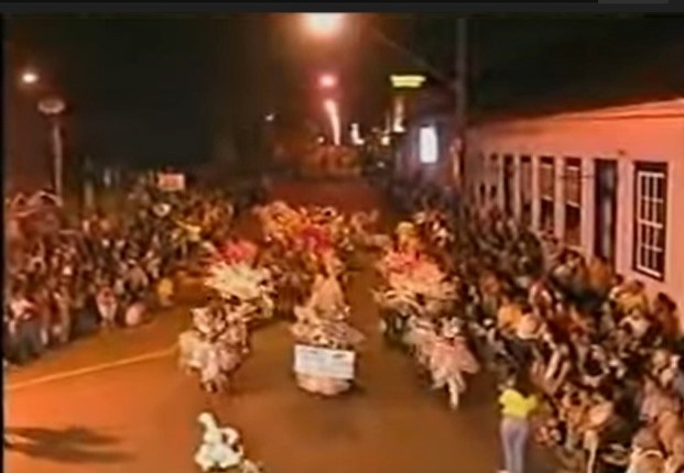 Último carnaval de rua em Castro foi realizado no ano 2.000