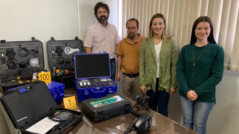 Deputada Mabel Canto entrega equipamentos para a Polícia Científica dos Campos Gerais