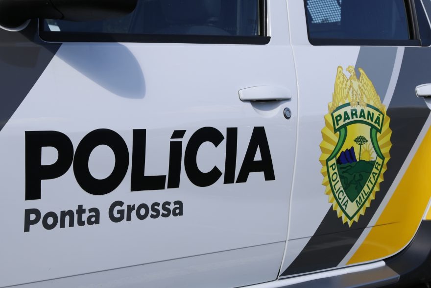 Dois carros furtados em pouco mais de uma hora, em Ponta Grossa