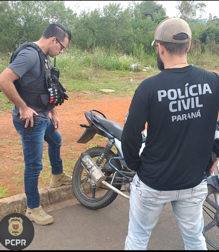 Polícia Civil de Castro recupera moto furtada usada na prática de roubos