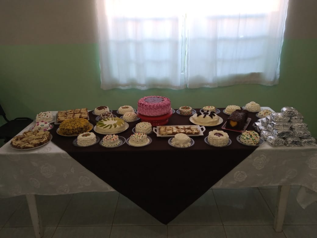 Administração municipal oferece curso de capacitação para confecção de tortas e bolos em Jaguariaíva
