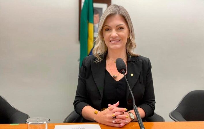 Lideranças dos Campos Gerais reforçam apoio à campanha de Aline Sleutjes ao Senado