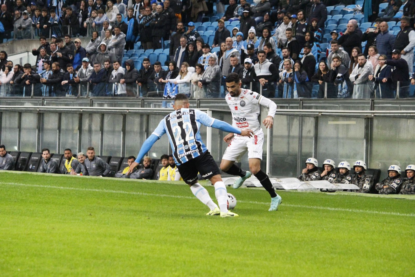 Fantasma leva goleada do Grêmio pela Série B
