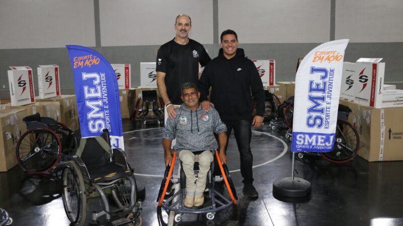 Castro Basquete em Cadeira de Rodas Leões e Leoas do Iapó recebe novas cadeiras