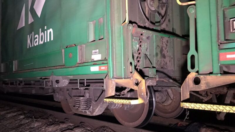 Dois homens morrem atropelados pelo mesmo trem, em horários diferentes