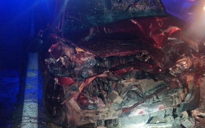 Motorista de Astra morre em colisão traseira com caminhão na BR-277
