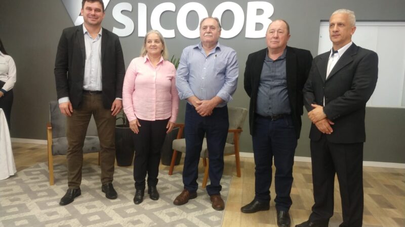 Sicoob Credicanoinhas inaugurou sua primeira agência em Castro