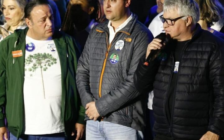 Ratinho diz que Altamir Sanson terá o seu voto para deputado federal