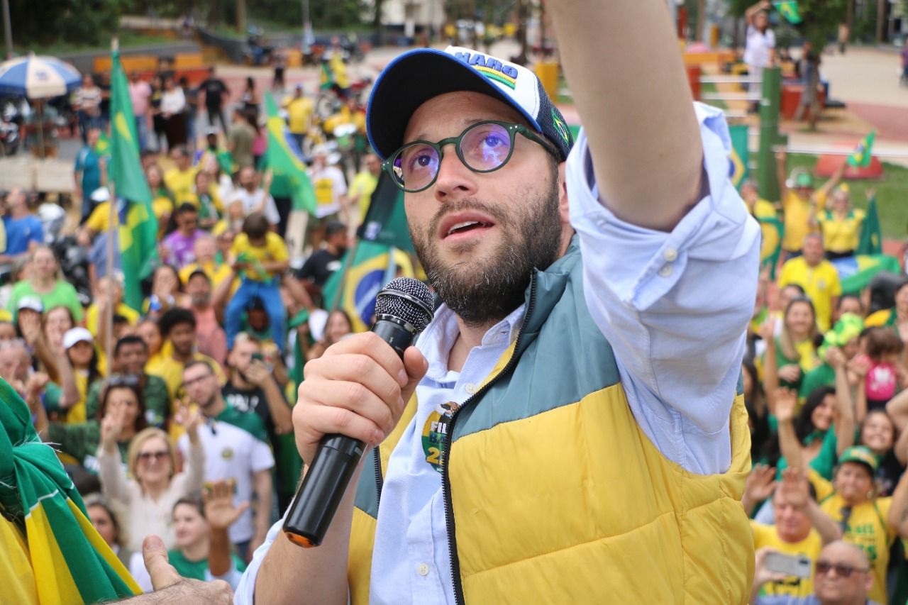 Filipe Barros é 3º mais bem votado do Paraná