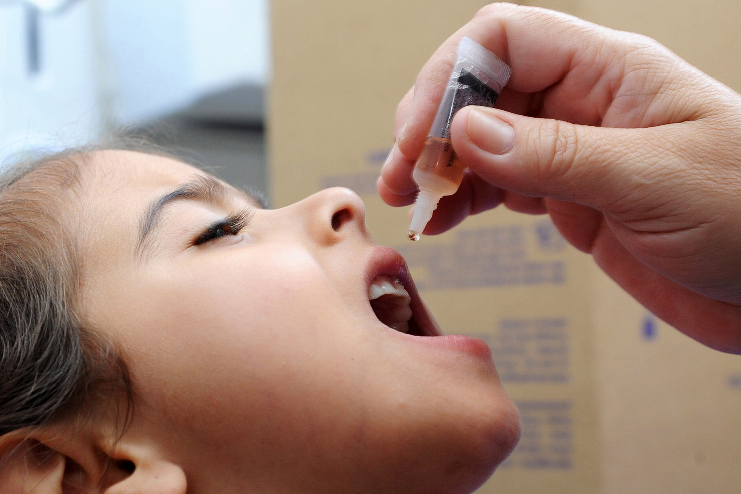 Saúde reforça importância da vacinação no Dia Mundial de Combate à Poliomielite