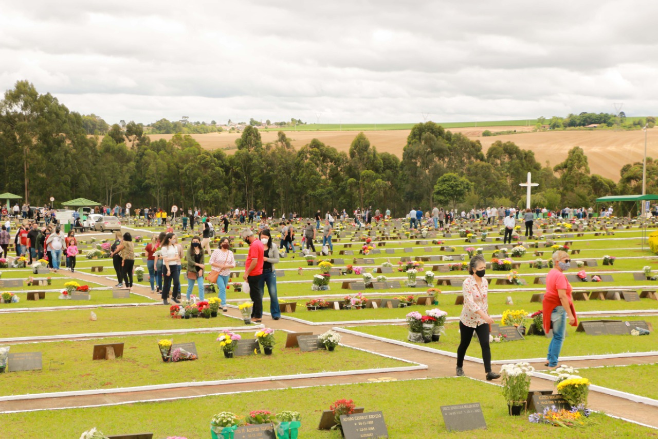 Cemitérios pela Diocese terão celebrações
