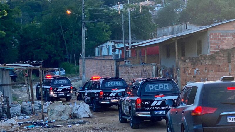 (ASSISTA AO VÍDEO) Operação da Polícia Civil de Ponta Grossa cumpre oito mandados judiciais