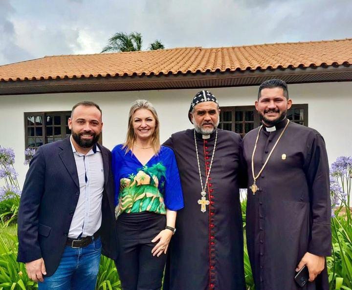 Padre Kelmon visita movimento em Castro e convida Aline Sleutjes para presidir o ‘Mais Brasil’