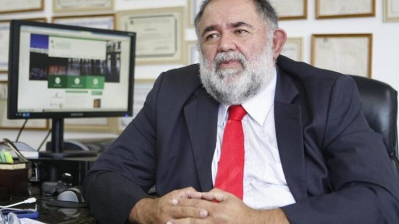 Desembargador Dr. Cunha recebe título de cidadão honorário do Paraná