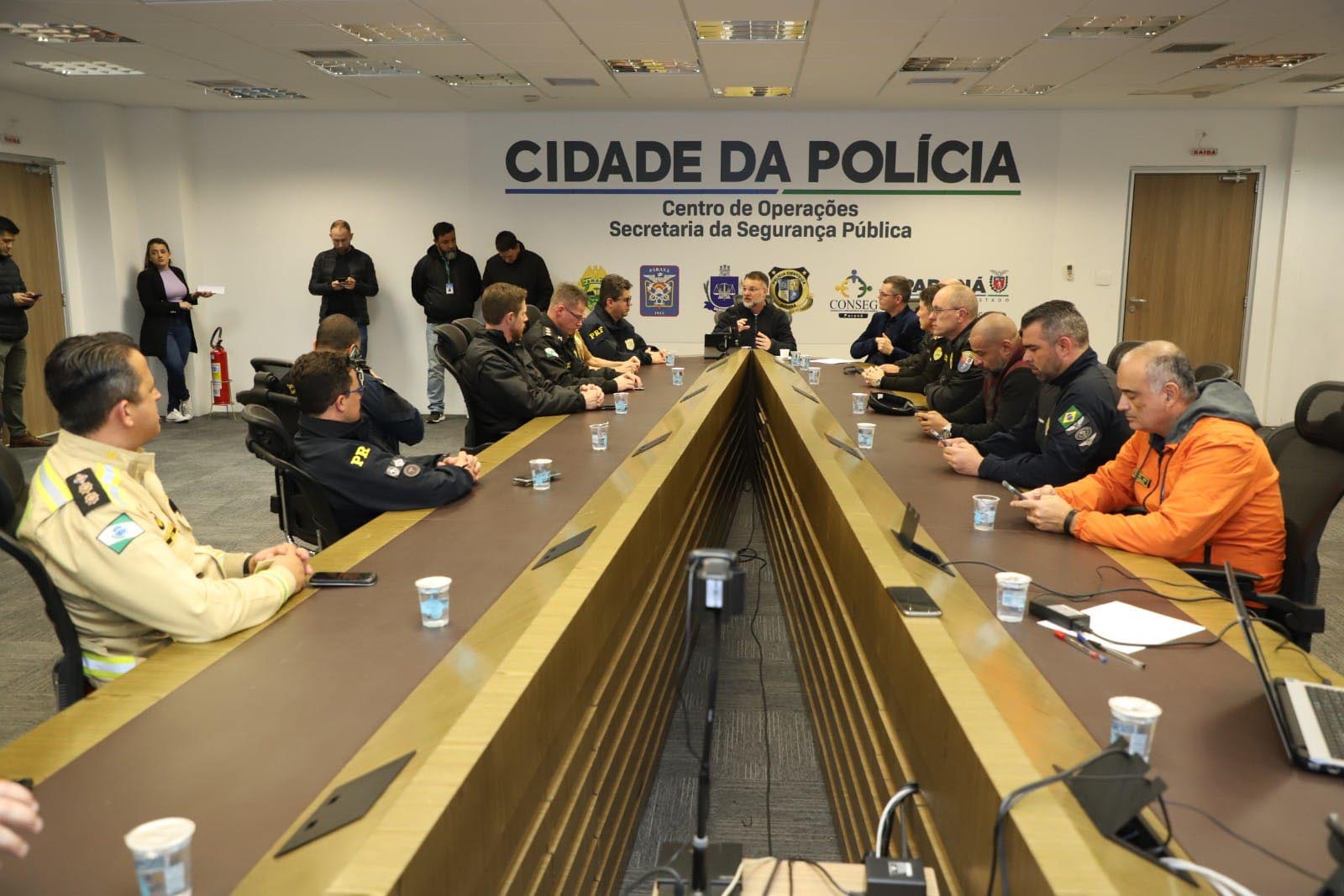 Forças de segurança do Paraná liberam todas as rodovias do Estado