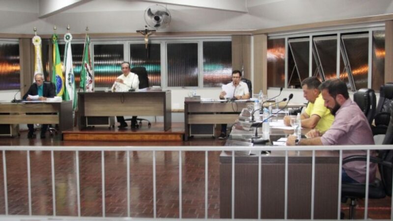 Legislativo aprova R$ 1,1 mi em emendas no orçamento municipal 2023