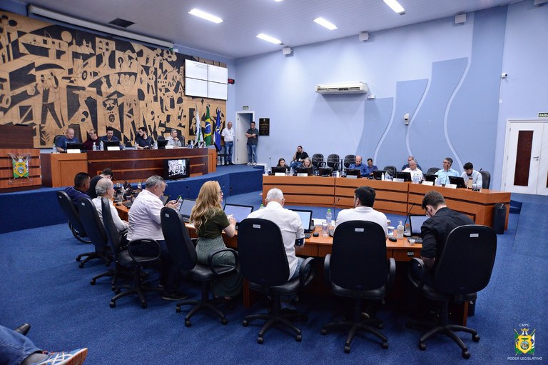 Partidos de esquerda em Ponta Grossa se manifestam favoráveis a aumento de cadeiras na câmara municipal