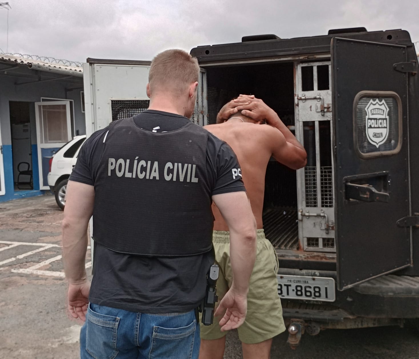 Polícia Civil de Castro prende homem condenado por roubos e violência doméstica