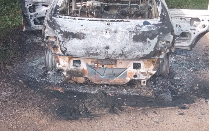 Veículo é encontrado incendiado próximo à PR-340