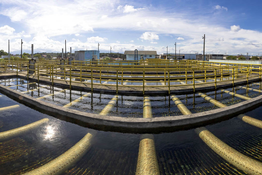 Sanepar investiu R$ 1,74 bilhão nos sistemas de esgoto e água em 2022, recorde anual
