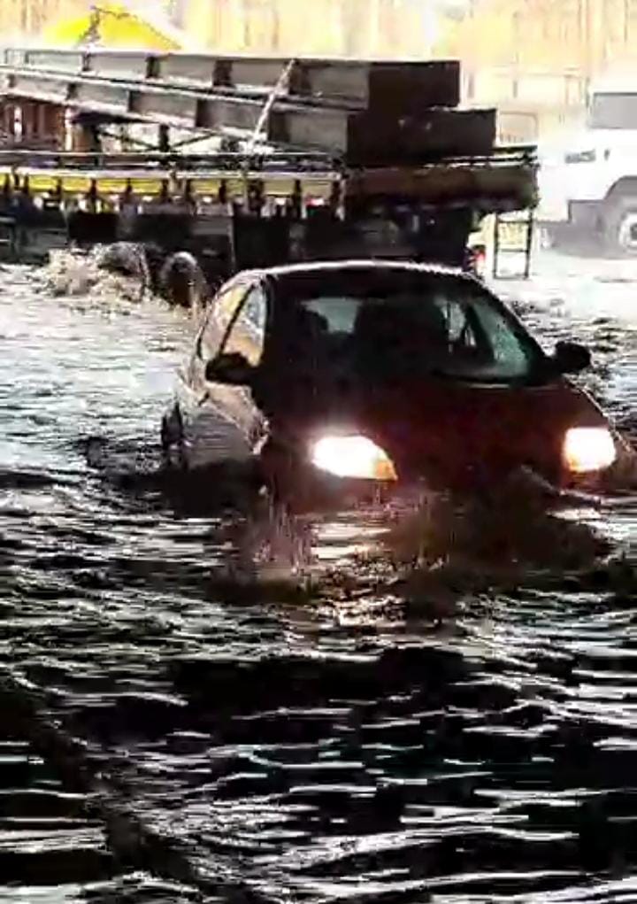 Temporal atinge Ponta Grossa causa alagamentos em vários pontos da cidade