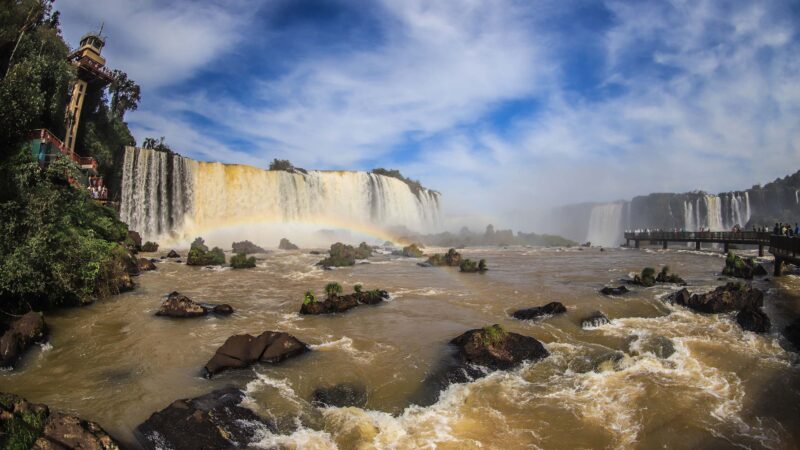 Fomento Paraná disponibiliza mais R$ 23 milhões para financiar empresas do setor de turismo