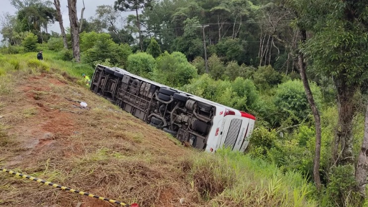 MP denuncia motorista de ônibus que causou a morte de sete pessoas em Fernandes Pinheiro