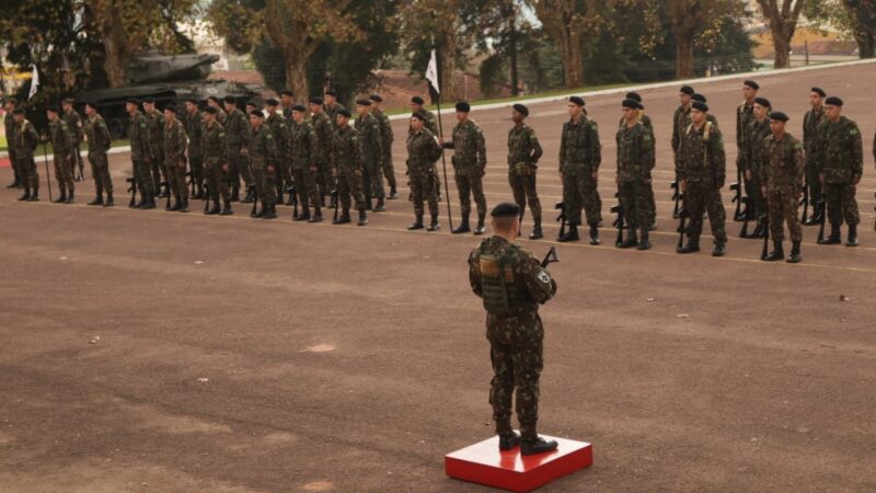 Dia da Cavalaria teve solenidade militar em Castro