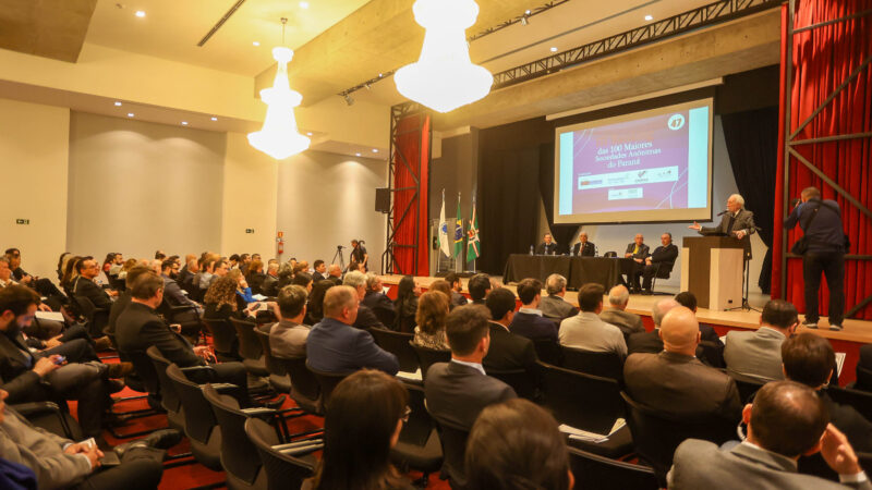 Piana apresenta ações do Estado a empresários durante evento das 100 maiores S/A do Paraná