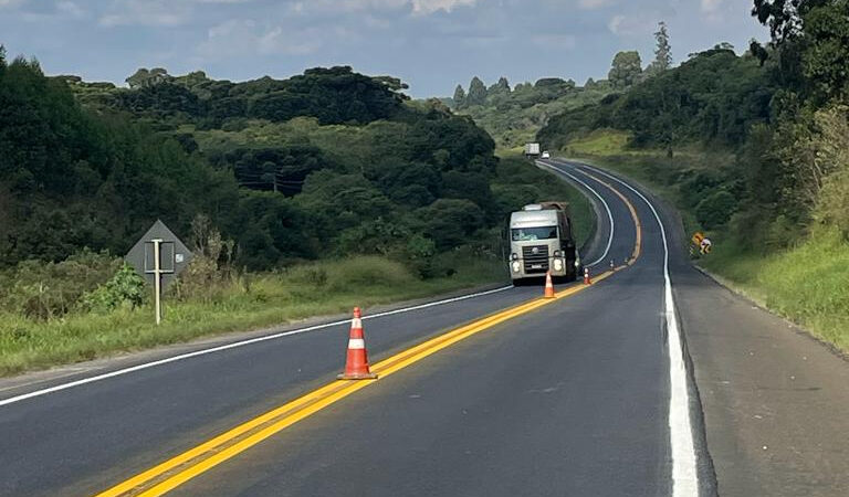 Ligação rodoviária entre Jaguariaíva e Piraí do Sul recebe melhorias no pavimento